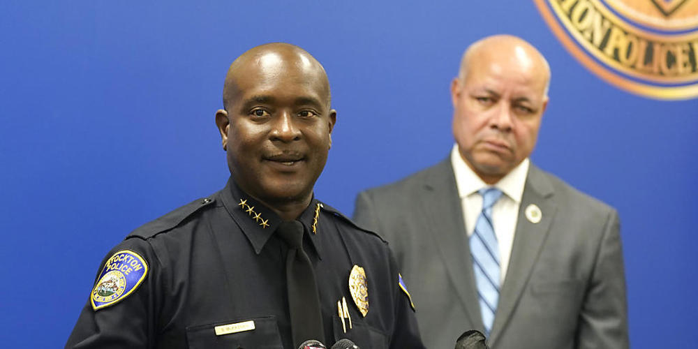 In Kalifornien sucht die Polizei nach einem mutmasslichen Serienmörder, der zwischen Juli und Ende September mindestens fünf Morde begangen haben soll. US-Ermittler veröffentlichten am Mittwoch (Ortszeit) Bilder von einem Verdächtigen.