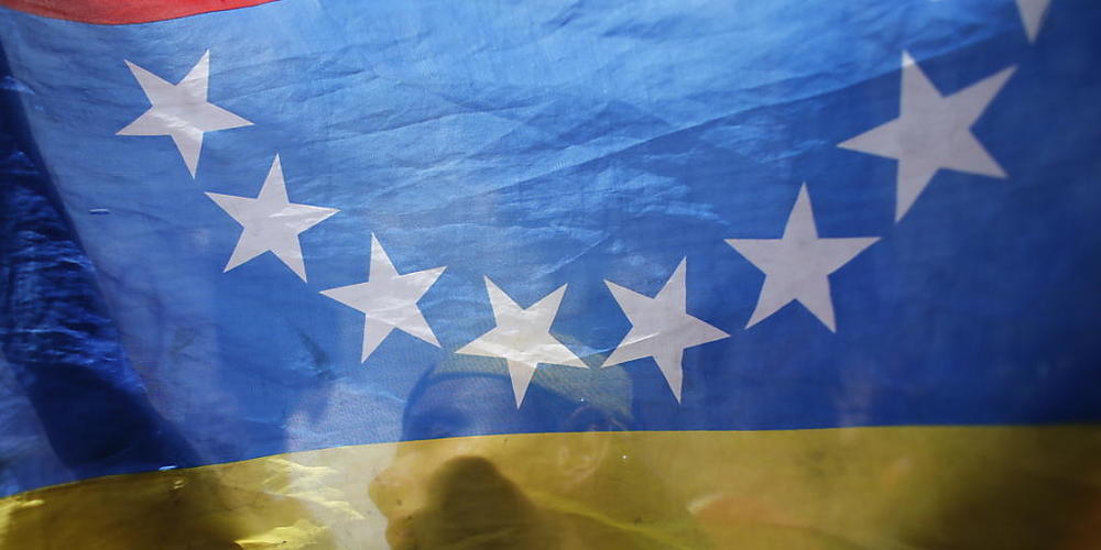 Entgegen anders lautenden Medienberichten planen die USA keine Lockerungen der seit 2019 bestehenden Sanktionen gegen Venezuela. "Unsere Sanktionspolitik gegenüber Venezuela bleibt unverändert", sagte eine Sprecherin. (Archivbild)
