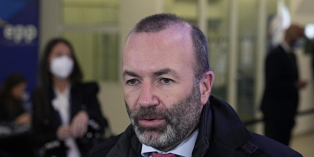 Im Ringen um niedrigere Gaspreise hat der Partei- und Fraktionschef der Europäischen Volkspartei (EVP), Manfred Weber, den EU-Ländern nationalen Egoismus vorgeworfen. (Archivbild)