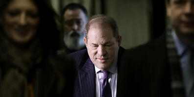 ARCHIV - Harvey Weinstein (M), Filmproduzent aus den USA. Foto: Seth Wenig/AP/dpa