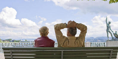Wie viel Geld jemand im Alter zur Verfügung hat, hängt entscheidend vom BVG-Mindestzinsatz ab. (Archivbild)