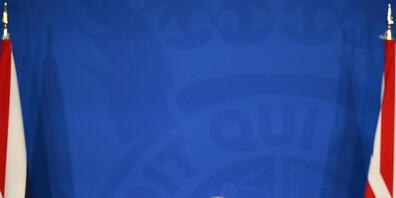 Liz Truss, Premierministerin von Großbritannien, spricht während einer Pressekonferenz in der Downing Street. Foto: Daniel Leal/PA Wire/dpa