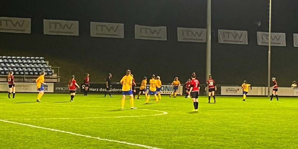 Nicht nur die Herzen der Uznerinnen, sondern auch der Himmel weinte beim Spiel gegen Balzers.