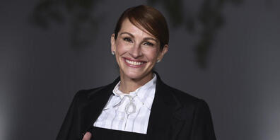 Julia Roberts kommt zur zweiten jährlichen Academy Museum Gala im Academy Museum of Motion Pictures. Foto: Jordan Strauss/Invision/AP/dpa