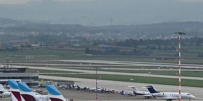 Der dreitägige Streik der Eurowings-Piloten hat auch Auswirkungen auf den Flughafen Zürich. (Symbolbild)