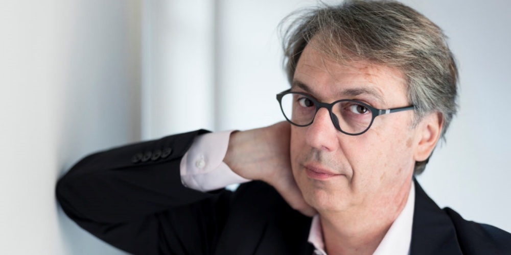 Bringt demnächst die Zuschauerinnen und Zuschauer im ENTRA zum Lachen: Komiker Massimo Rocchi.