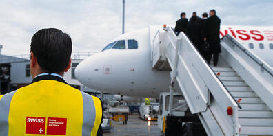 Die Swiss hat sich mit dem Bodenpersonal auf Lohnerhöhungen geeinigt. (Symbolbild)