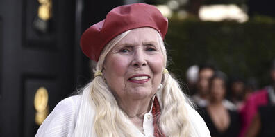 Die kanadische Sängerin und Songschreiberin Joni Mitchell kehrt nach zwei Jahrzehnten auf die Bühne zurück.