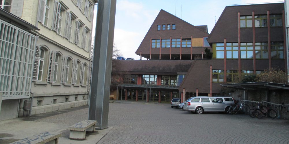 Die Mehrzweckanlage als grösstes Gebäude Walzenhausens soll für 7,8 Millionen Franken saniert werden.