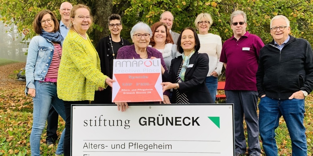 Am 19. Oktober wurde dem Alters- und Pflegeheim Grüneck der Check überreicht.