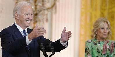 Warme Worte vom amerikanischen Präsidenten für Rishi Sunak: Dieser ist der erste indischstämmige Politiker und gläubige Hindu in der Downing Street. Foto: Evan Vucci/AP/dpa