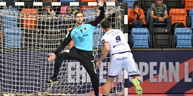 Das erste Spiel der Kadetten Schaffhausen in der diesjährigen Gruppenphase der European League begann mit einem Paukenschlag, nämlich mit einer von insgesamt 13 Paraden von Nacho Biosca für die Orangen.