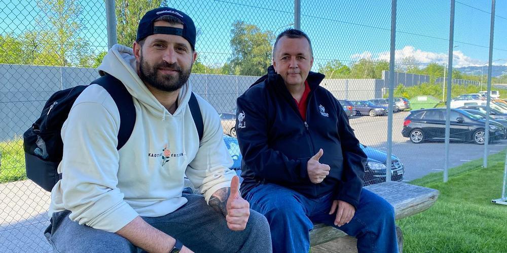 Cheftrainer Besart Shoshi (links) und Präsident Fredi Britt wollen die Mannschaft auf die Rückrunde substantiell verstärken und trotz aktuell schwieriger sportlicher Situation den Ligaerhalt schaffen. 