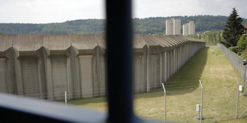 Die Nationale Kommission zur Verhütung von Folter (NKVF) ortet Missstände beim Vollzug von Verwahrungen in der Schweiz. (Themenbild)