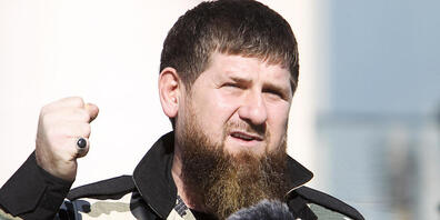 ARCHIV - Ramsan Kadyrow hat sich als einer der schärfsten Befürworter der blutigen Auseinandersetzung profiliert und eigene Einheiten in die Ukraine geschickt. Foto: -/AP/dpa