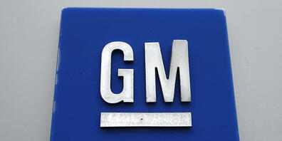Nach der Übernahme des Kurzbotschaftendienstes Twitter durch Tesla-Chef Elon Musk hat der US-Autobauer General Motors angekündigt, seine bezahlten Anzeigen in dem Onlinedienst "vorübergehend" auszusetzen. (Archivbild)