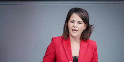 ARCHIV - Deutschlands Außenministerin Annalena Baerbock fordert von Russland die Einhaltung seiner Verpflichtungen. Moskau solle die Getreideschiffe nicht gefährden. Foto: Kay Nietfeld/dpa