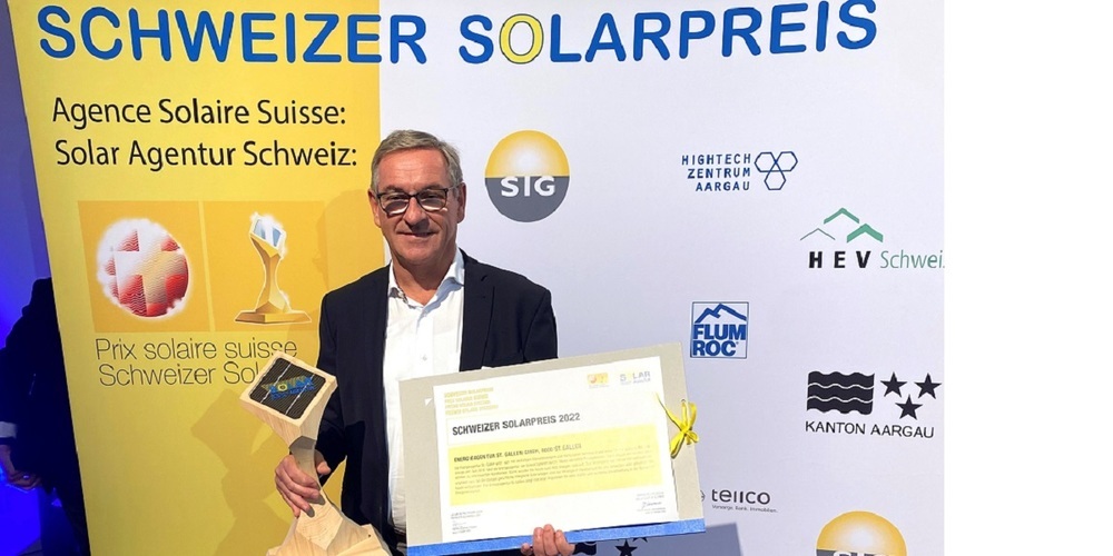 Philipp Egger, Geschäftsführer der Energieagentur St.Gallen, durfte den Solarpreis entgegennehmen.