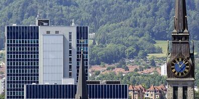 Mit den Nachträgen, die der Zürcher Stadtrat beschlossen hat, erhöht sich das Defizit im Budget 2023 auf 208,7 Millionen Franken. Im Bild das Verwaltungszentrum Werd. (Archivbild)