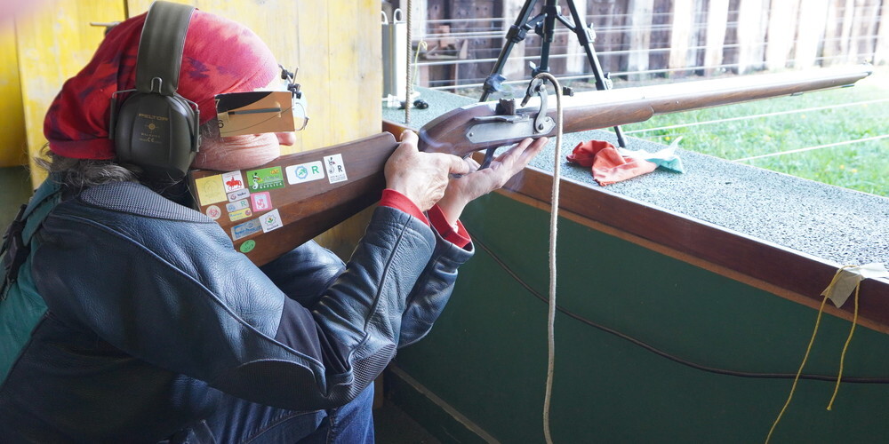 Spitzenschützin Esther Eggenschwiler schoss mit Ihrer Luntenmuskete 89 Punkte