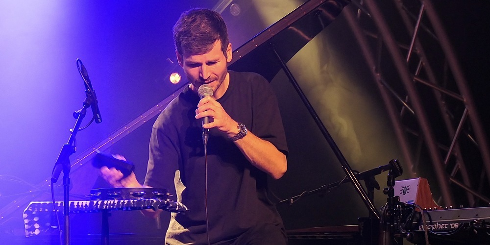 Ausnahmemusiker James Gruntz gab im Madlen ein phantastisches Konzert