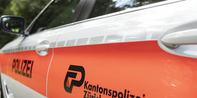 Die Kantonspolizei Zürich hat am Sonntagnachmittag in Aeugst am Albis Motorradkontrollen durchgeführt. (Archivbild)