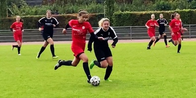 Und sie taten es wieder, Sieg Nummer 4! Dem Frauen 1 laufen die Gegner in den letzten Wochen hinterher.