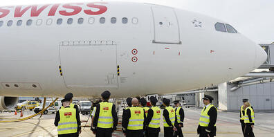 Die Piloten der Swiss haben das Schlichtungsangebot abgelehnt, dass ihnen die Airline gemacht hat. Somit rücken Streiks immer näher. (Symbolbild)