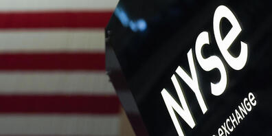 Die Aktienkurse an der US-Leitbörse haben sich am Mittwoch deutlich erholt. Das Börsenbarometer Dow Jones Industrial legte um  1,88 Prozent zu.