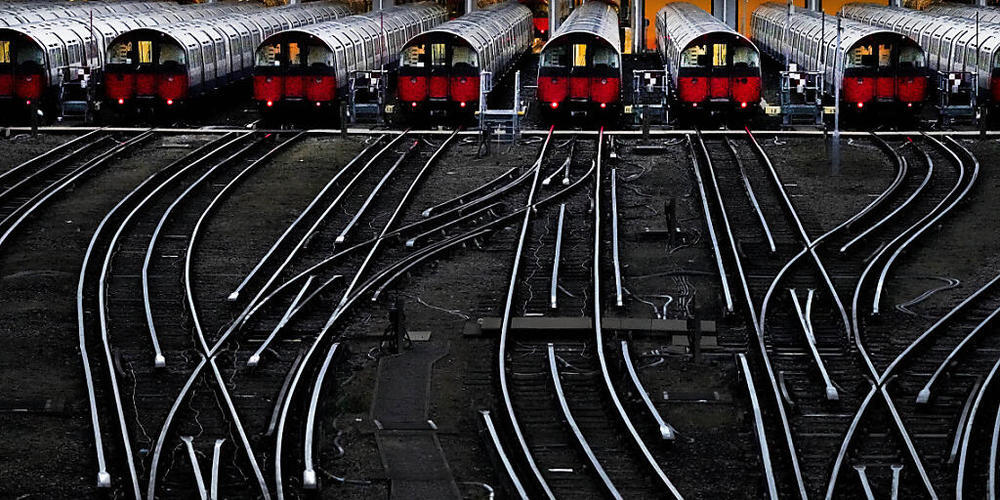 Wegen eines grossen Bahnstreiks stehen in Grossbritannien derzeit viele Züge still. (Archivbild)