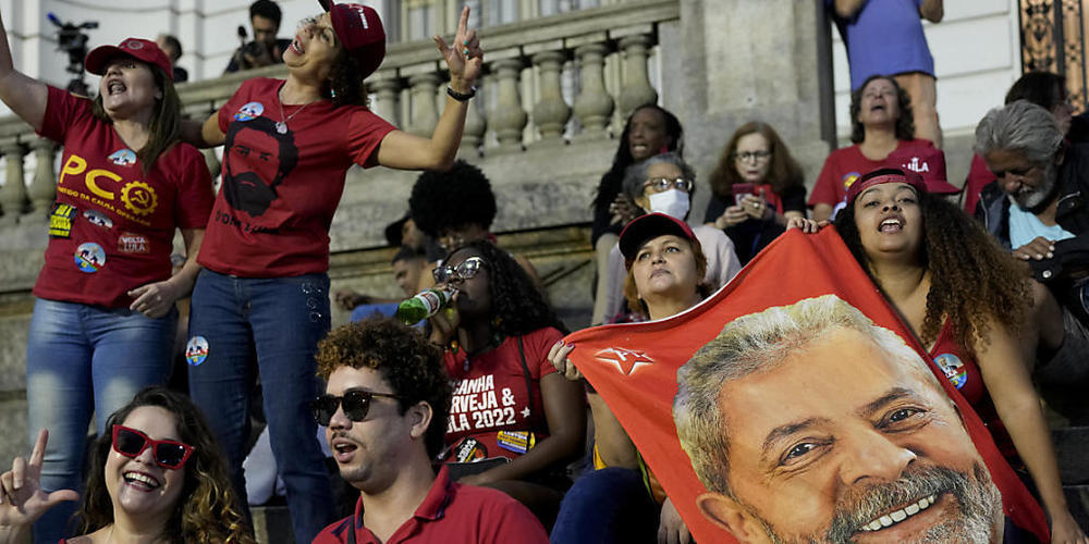 Anhänger von Luiz Inácio Lula da Silva in Sao Paulo. Foto: Matias Delacroix/AP/dpa