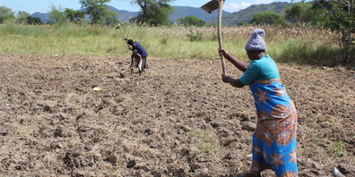Das erste Ziel ist es, in der Ortschaft Vwawi Wankhama in Südostafrika eine Bewässerungsanlage bauen zu lassen.