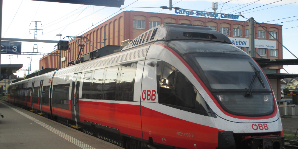 Heute gehören die modernen Züge der ÖBB zum Bild des internationalen Bahnhofs St.Margrethen.