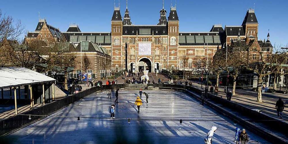 ARCHIV - Im Rijksmuseum in Amsterdam läuft 2023 eine große Vermeer-Schau. Foto: Sem Van Der Wal/ANP/dpa