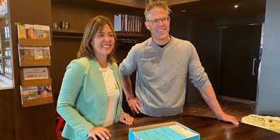 Bianca Brunner und Joe Kunz: Motion mit 1’053 Unterschriften für die Offenhaltung der Badi Lido.