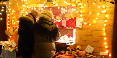 Der Weihnachtsmärt in Wollishofen hat sowohl Erwachsenen …