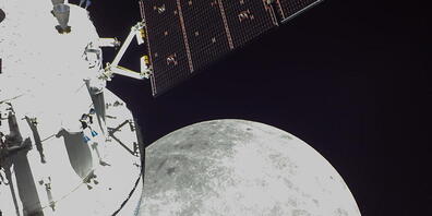 Rund zehn Tage nach ihrem Start hat die US-Raumfahrtbehörde Nasa zwei Erfolgsmeldungen zu ihrer unbemannten Mondmission "Artemis 1" verkündet. (Archivbild)