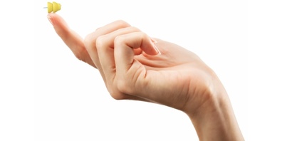 Phonak LyricTM: Die einzigartige Platzierung garantiert vollständige Unsichtbarkeit.