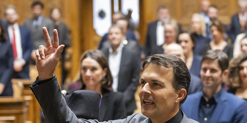 Der neue Berner Nationalrat Marc Jost (EVP) am Montag bei seiner Vereidigung im Bundeshaus.