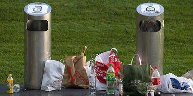 Die von Städten und Gemeinden ergriffenen Massnahmen gegen das Littering im öffentlichen Raum zeigen nach Angaben der IG saubere Umwelt Wirkung. (Archivbild)