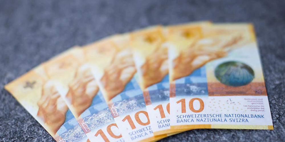 Werden uns noch lange erhalten bleiben - die Banknoten der Schweizerischen Nationalbank. (Archivbild)