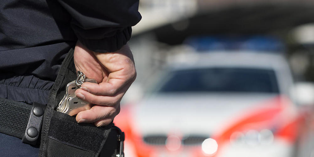 Die Polizei musste in Chur am Dienstag wegen zwei Unfällen ausrücken. (Symbolbild)