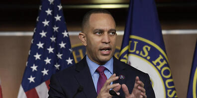 FILED - Hakeem Jeffries hat bei der Wahl breite Unterstützung der US-Demokraten bekommen. Photo: Lenin Nolly/ZUMA Press Wire/dpa