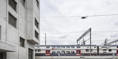 Der Zürcher Gemeinderat will die Tunnels für Fussgänger und Velofahrerinnen links und rechts der Langstrasse verbreitern. (Archivbild)