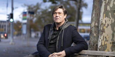 Die Dreharbeiten zu "Early Birds" haben begonnen. Der Thriller von Regisseur Michael Steiner startet voraussichtlich Ende 2023 in Kino und auf Streamingdiensten.