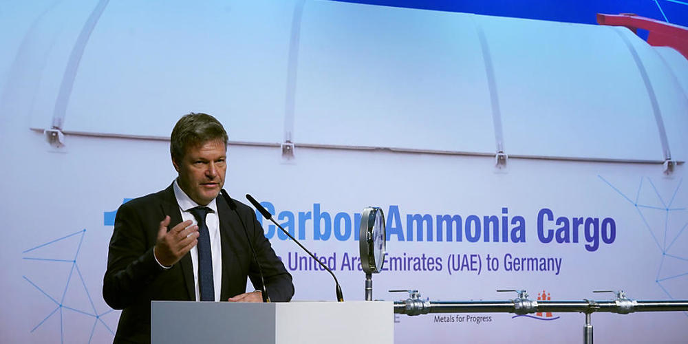 Deutschland bezieht Wasserstoff laut Wirtschaftsminister Robert Habeck von den Vereinigten Arabischen Emiraten. Die EU denkt derweil über "grünen" Wasserstoff nach. (Archivbild).