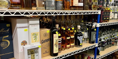 Die Spezialität: eine organisierte Whisky Degustation vom in der Region grössten Spirituosen Händler mit über 800 Sorten vom feinsten „Feuerwasser“.