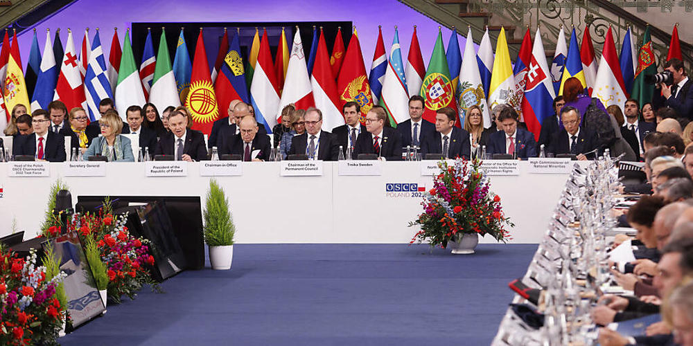 Außenminister und andere Vertreter nehmen an einem hochrangigen Treffen der Organisation für Sicherheit und Zusammenarbeit in Europa (OSZE) teil. Foto: Michal Dyjuk/AP/dpa