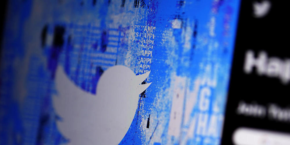 Die Ratingagentur Standard &amp; Poor's hat die Bewertungen für den Kurznachrichtendienst Twitter eingestellt, nachdem das Tech-Unternehmen nicht mehr börsenkotiert ist. (Archivbild)