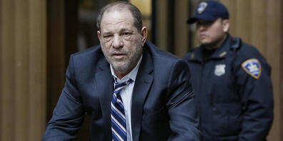 ARCHIV - Harvey Weinstein droht eine jahrzehntelange Haftstrafe. Foto: John Minchillo/AP/dpa